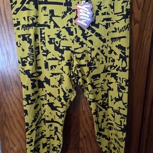 YITTY Yellow Leggings with Black Abstract Print
